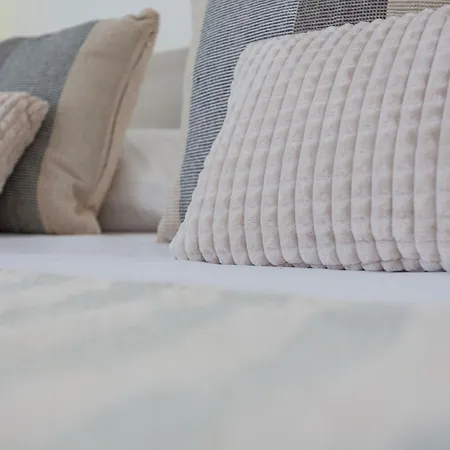 Guesthost - Seaview Apartman *