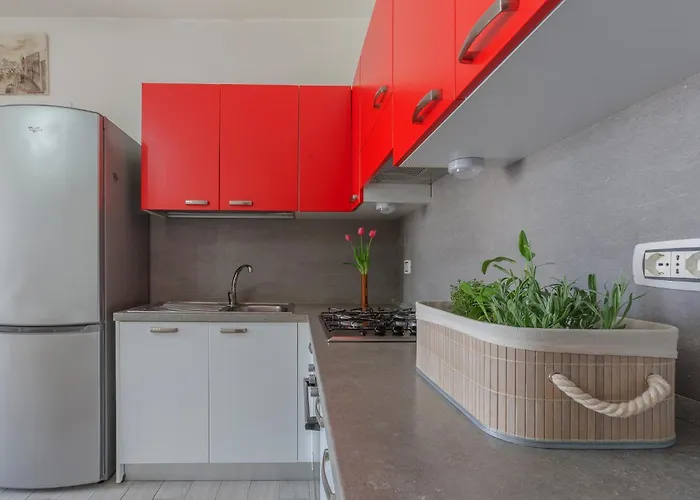 Guesthost - Seaview * 리도 델리 에스텐시